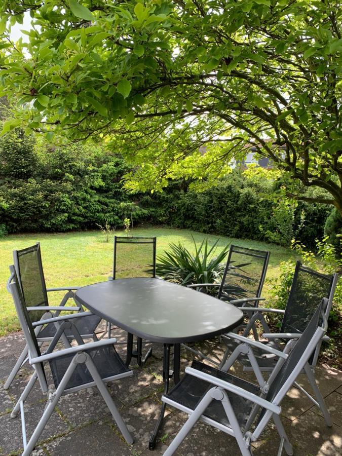 Ferienwohnung Mit Garten In Koeln ภายนอก รูปภาพ