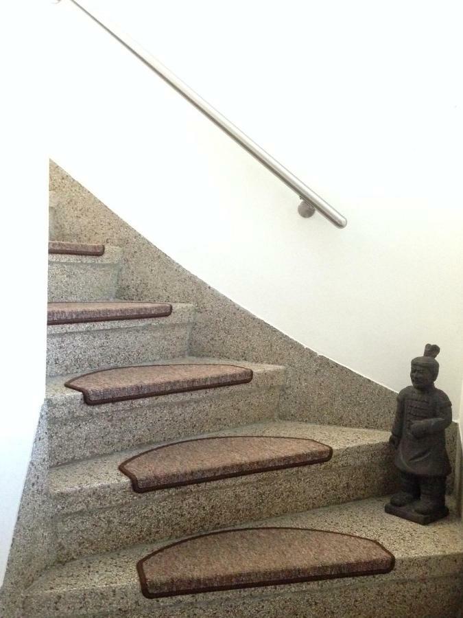 Ferienwohnung Mit Garten In Koeln ภายนอก รูปภาพ
